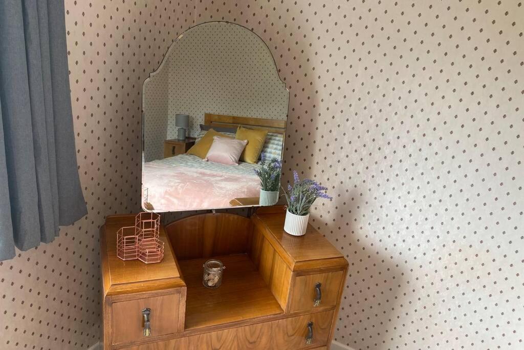 Sea House, Castlerock - Hosts 6, 3 Bedroom House エクステリア 写真